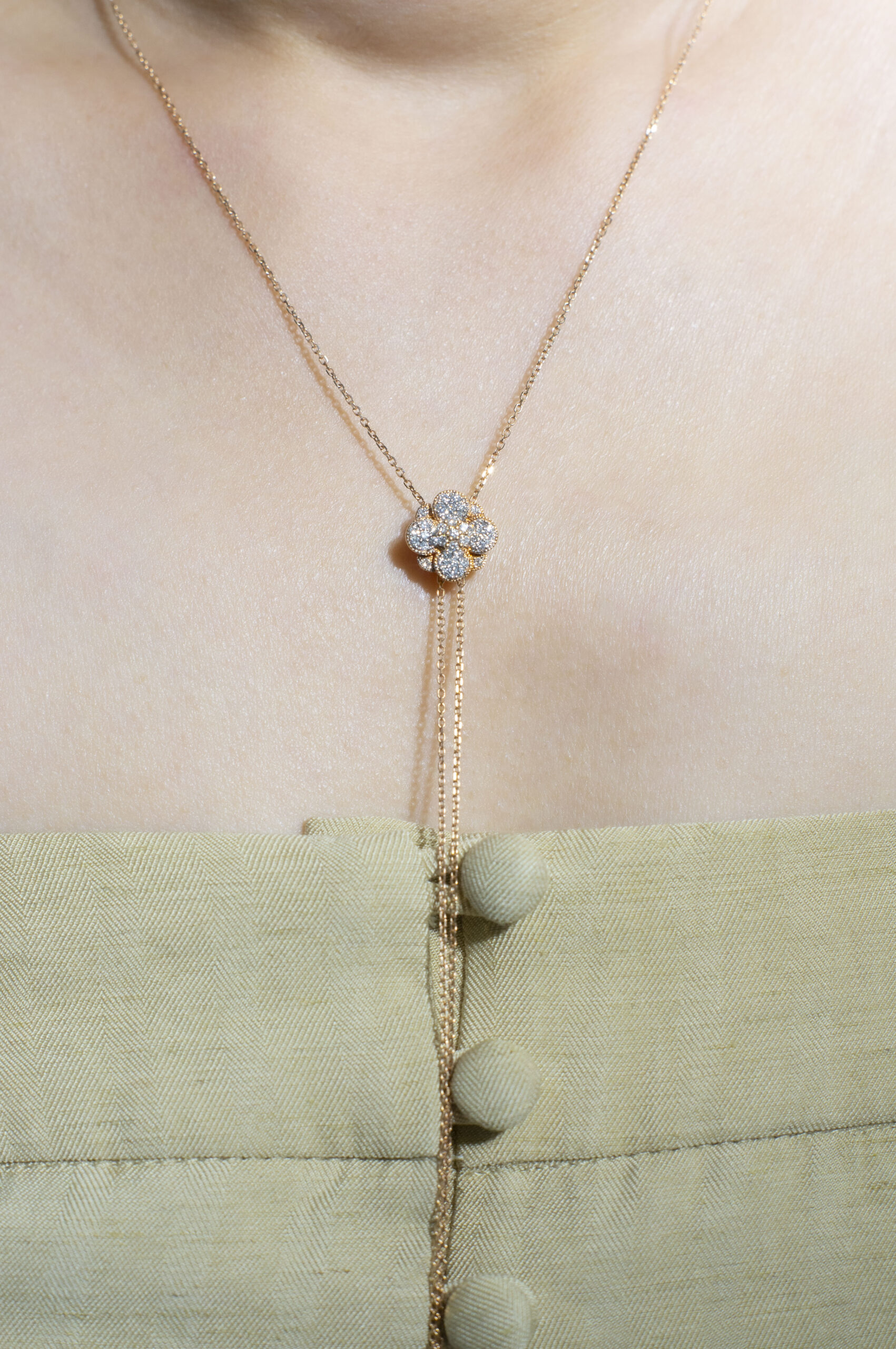 Diamond Clover Lariat Necklace in Rose Gold